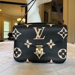 Louis Vuitton Black and Tan Shoulder Bag